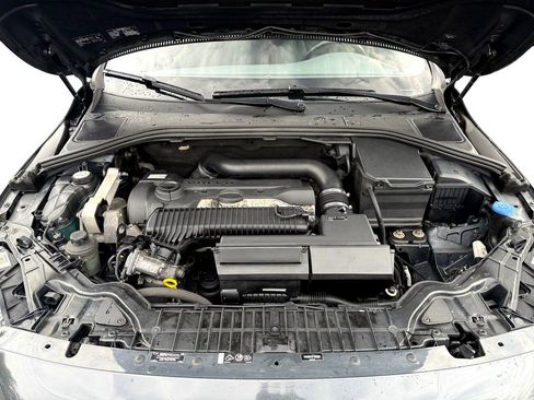 Used 2015 Volvo V60 T5 Cross Country w/ Climate Package AWD/4WD image 28