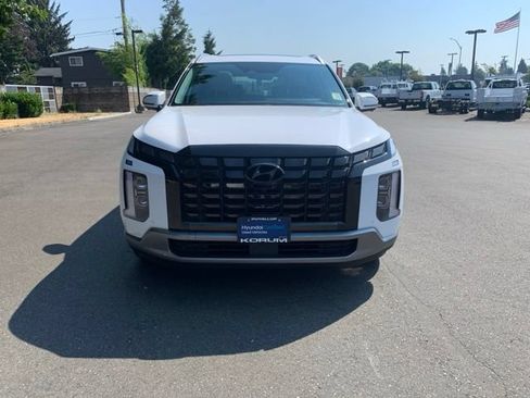 Used 2024 Hyundai Palisade SEL w/ Premium Package AWD/4WD image 12