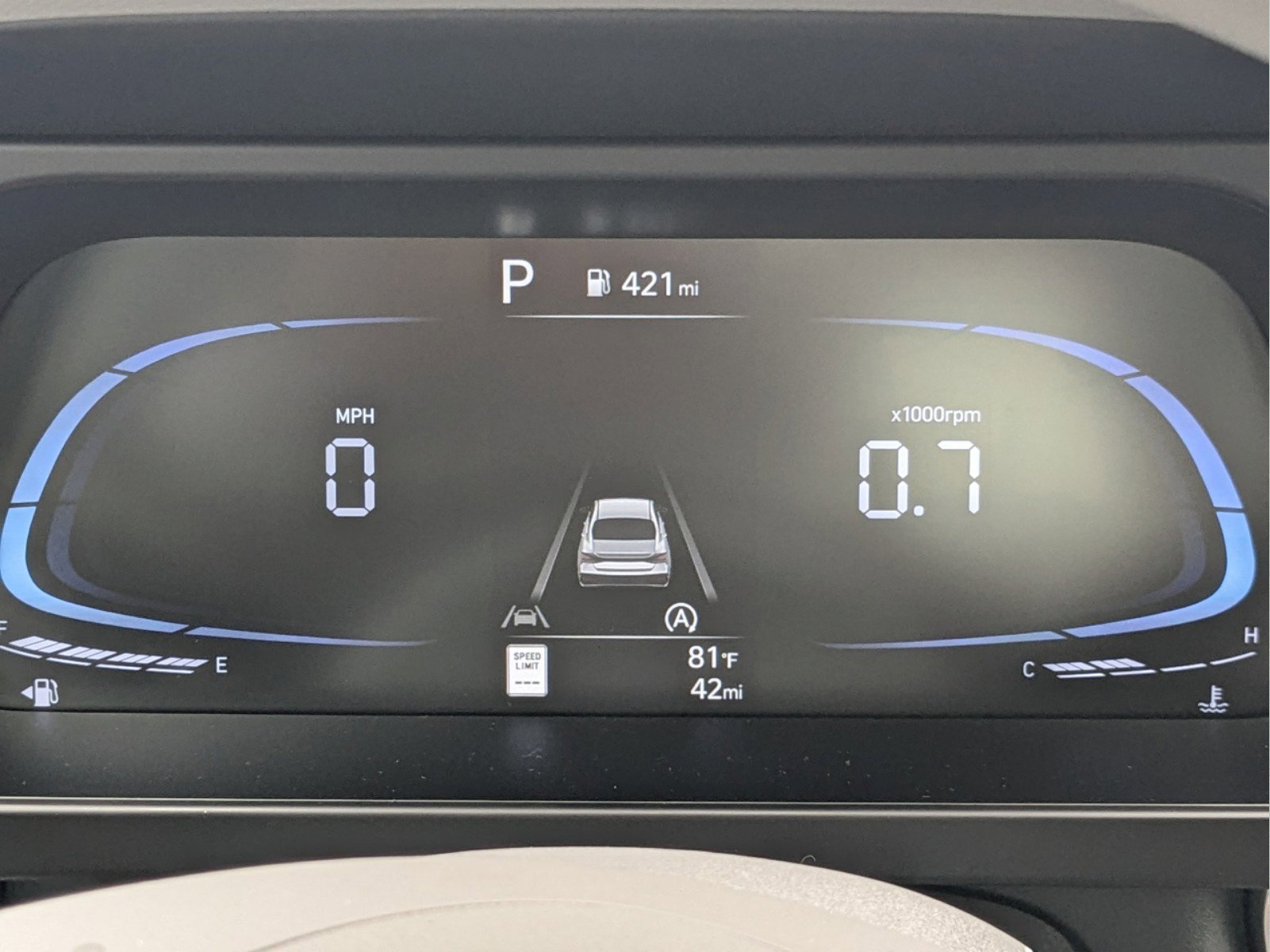 New 2026 Hyundai Elantra SE FWD image 25
