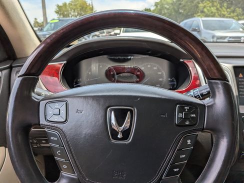 Used 2012 Hyundai Equus Signature RWD image 27