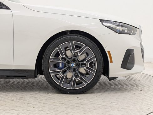 New 2026 BMW 530i w/ M Sport Package RWD image 12