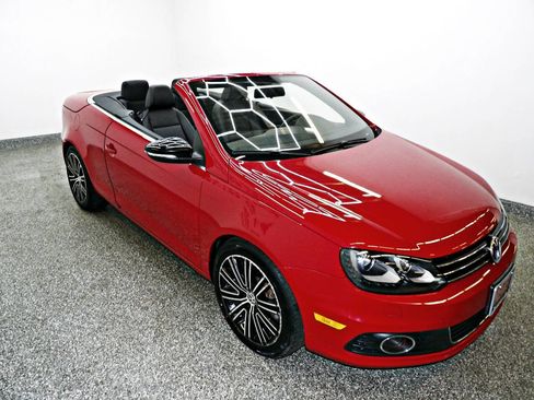 Used 2014 Volkswagen Eos image 21