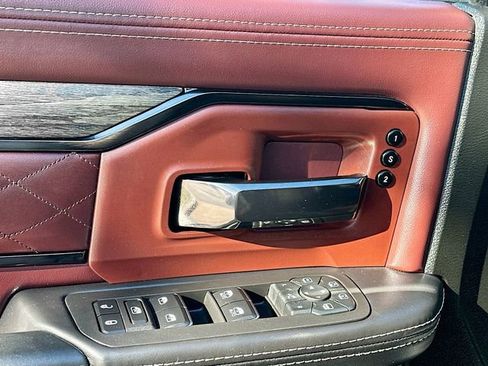 Used 2025 RAM 3500 Limited image 19