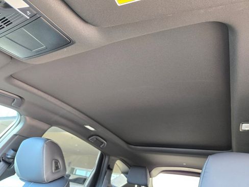 New 2025 Acura RDX SH-AWD image 12