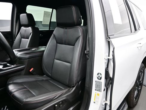 Used 2023 Chevrolet Tahoe RST w/ Luxury Package AWD/4WD image 15