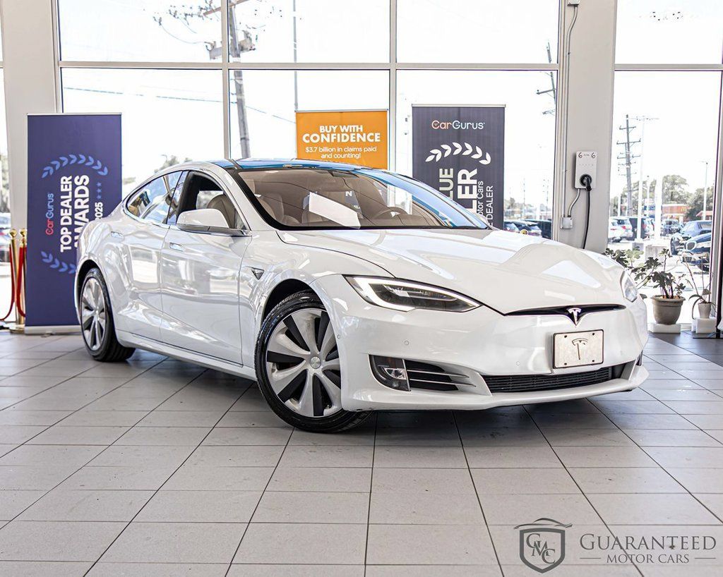 Used 2021 Tesla Model S Performance AWD/4WD image 3