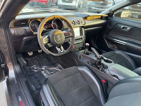 Used 2017 Ford Mustang Shelby GT350 image 14
