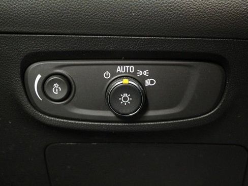Certified 2024 Buick Encore GX Preferred FWD image 21