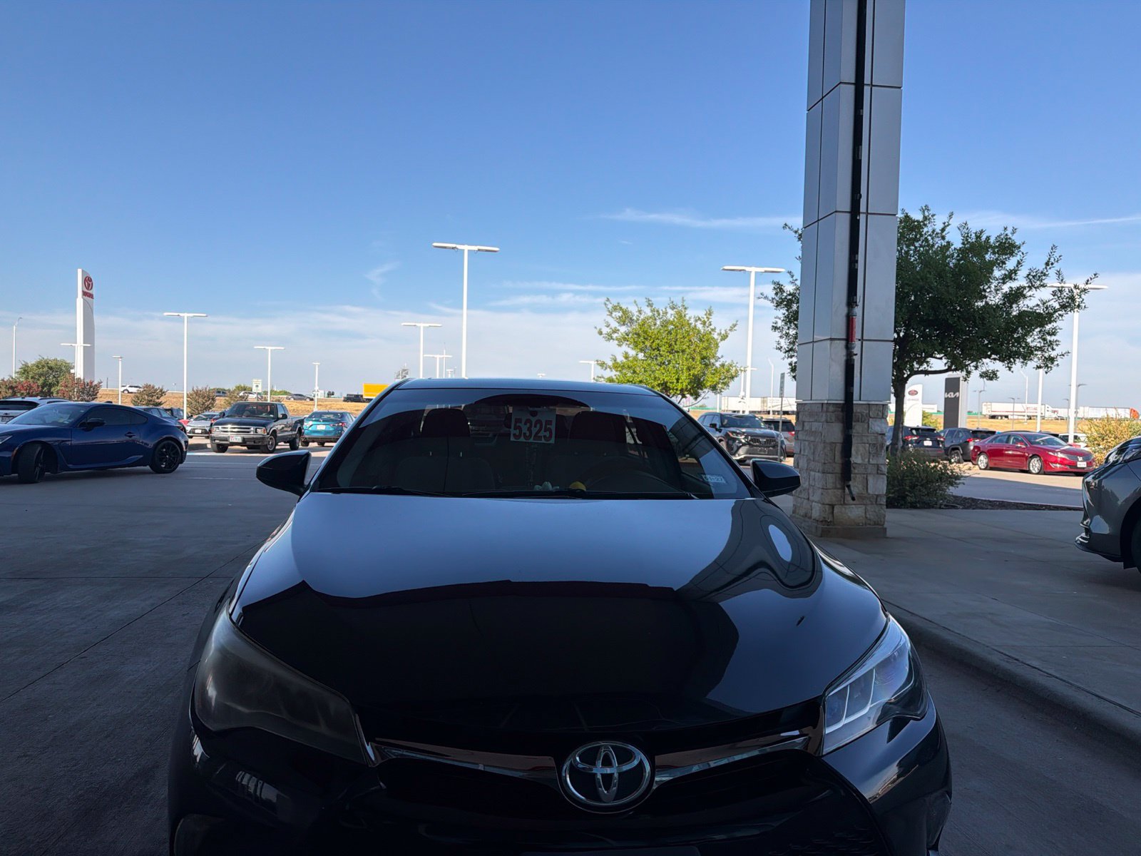 Used 2017 Toyota Camry XSE FWD image 27