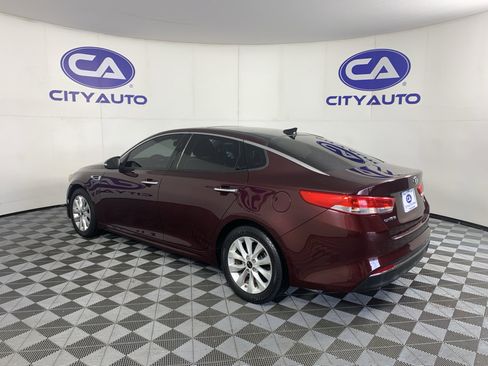 Used 2016 Kia Optima EX w/ Premium Package FWD image 5