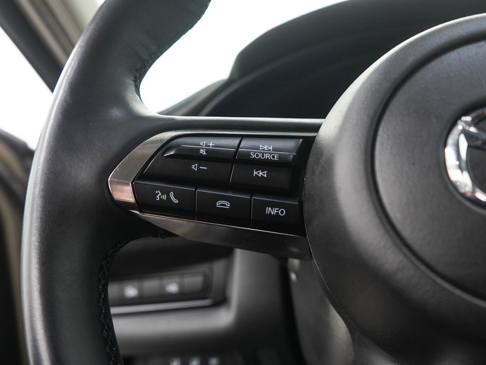 Used 2025 MAZDA CX-30 Carbon AWD/4WD image 24