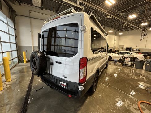 Used 2016 Ford Transit 150 XLT image 6