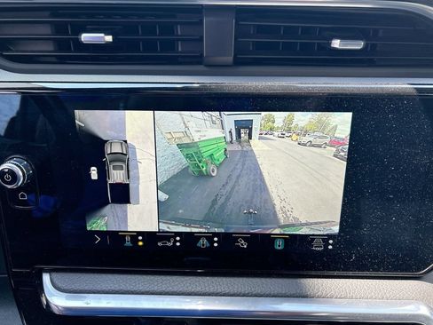 Used 2023 GMC Sierra 1500 Denali w/ Denali Reserve Package AWD/4WD image 18