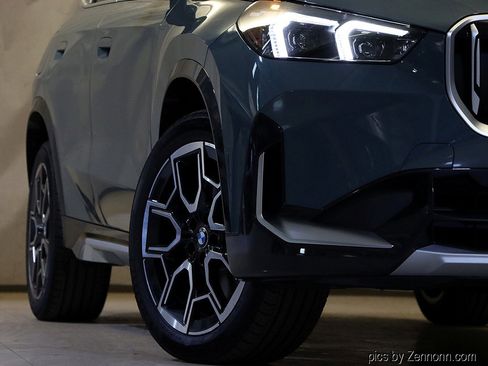 New 2026 BMW X1 xDrive28i w/ Technology Package image 4