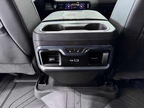 Certified 2024 Chevrolet Silverado 2500 High Country w/ High Country Premium Package AWD/4WD image 28