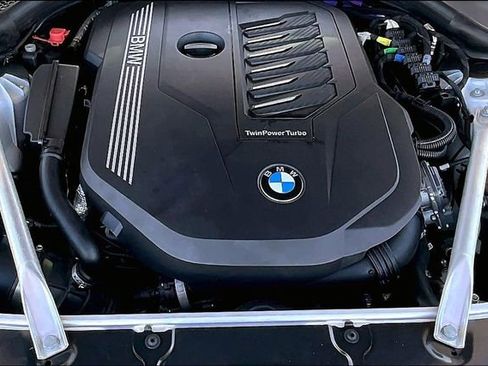 Used 2023 BMW 540i 540i w/ Premium Package image 7