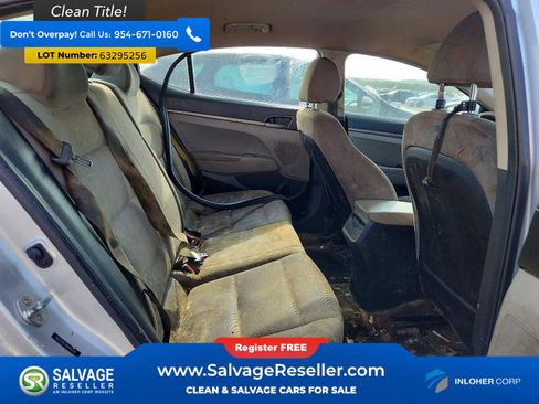 Used 2017 Hyundai Elantra SE FWD image 13