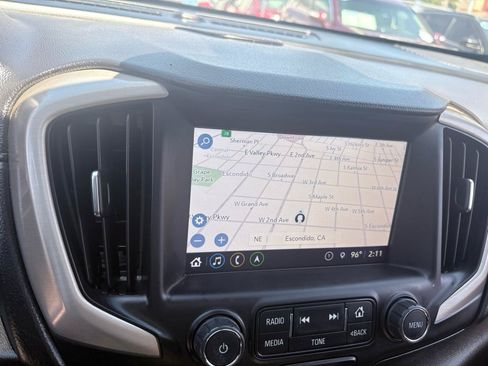 Used 2018 GMC Terrain Denali w/ Advanced Safety Package FWD image 9