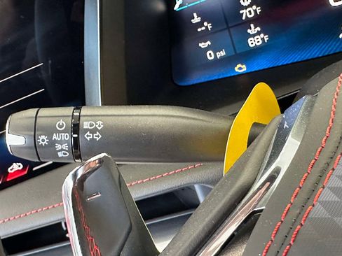 New 2026 Chevrolet Corvette Stingray Preferred Cpe w/ Z51 Performance Package RWD image 21
