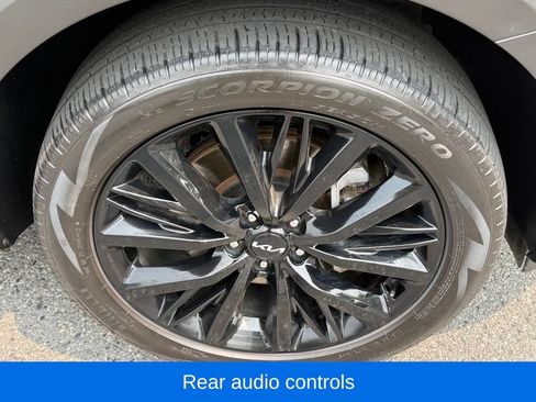 Used 2022 Kia Telluride SX FWD image 15
