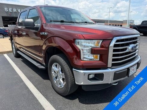 Used 2015 Ford F150 XLT w/ Equipment Group 301A Mid AWD/4WD image 3