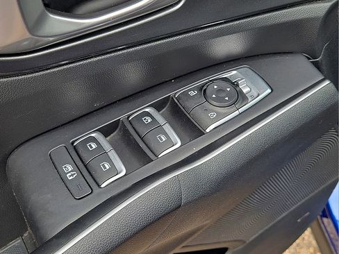 Used 2022 Kia Sorento S w/ Panoramic Sunroof Package FWD image 19