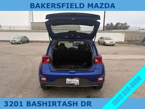 Used 2023 Hyundai Venue SEL w/ Cargo Package image 11