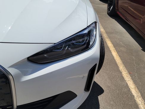 Used 2023 BMW i4 eDrive40 w/ Premium Package RWD image 5