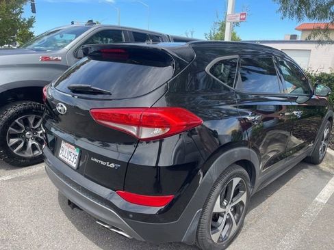 Used 2016 Hyundai Tucson Limited w/ Option Group 03 FWD image 8