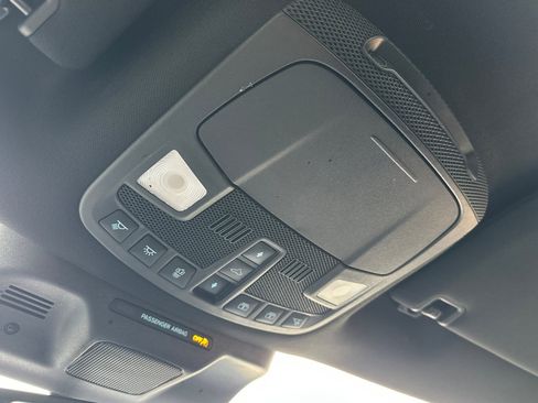 Used 2023 Ford Expedition Limited image 25