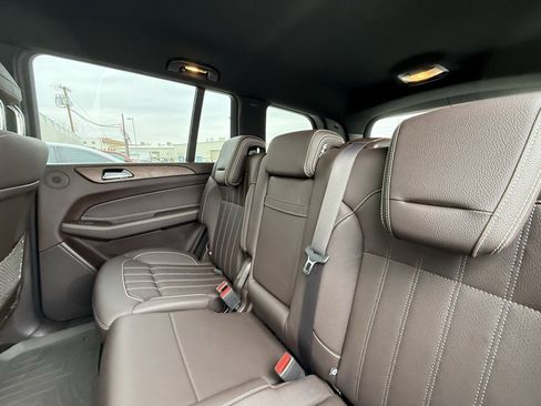 Used 2019 Mercedes-Benz GLS 450 4MATIC image 9