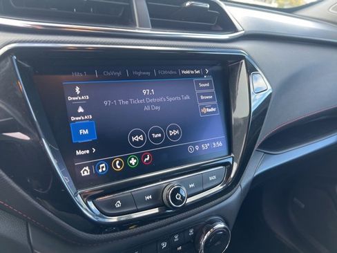 Used 2021 Chevrolet TrailBlazer RS w/ Technology Package image 10