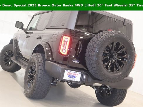 New 2025 Ford Bronco Outer Banks image 31