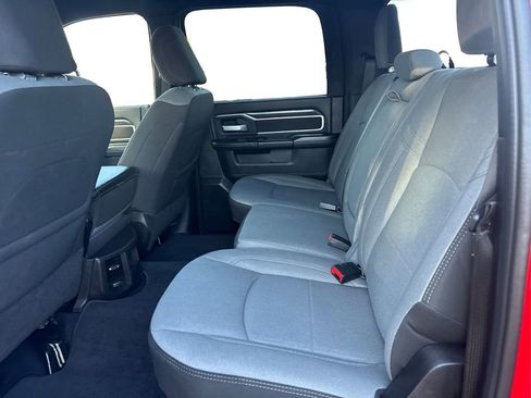 Used 2024 RAM 2500 Big Horn w/ Bed Utility Group image 10