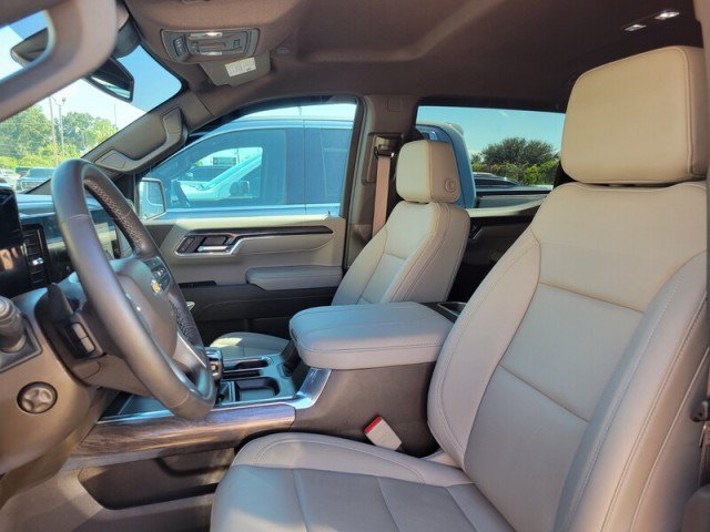 Used 2024 Chevrolet Silverado 1500 LTZ w/ LTZ Convenience Package II RWD image 10