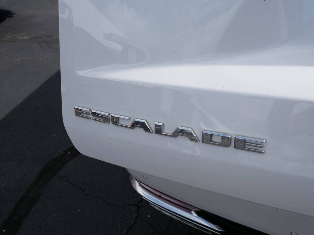 Used 2023 Cadillac Escalade ESV Premium Luxury Platinum AWD/4WD image 10