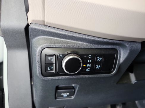 Used 2023 Ford Bronco Wildtrak image 34