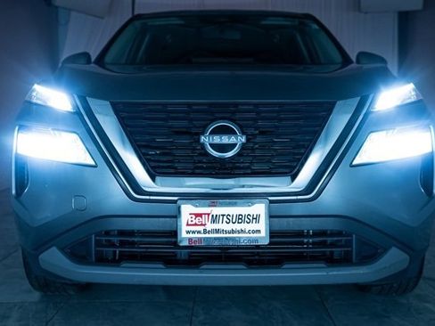 Used 2023 Nissan Rogue SV image 35