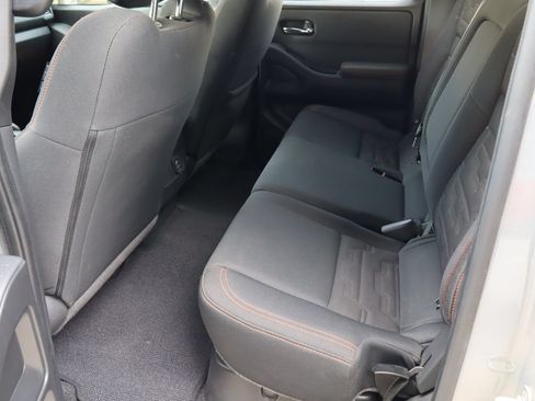 Used 2023 Nissan Frontier PRO-4X w/ Pro Convenience Package AWD/4WD image 5