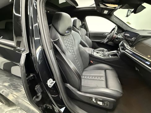 Used 2025 BMW X6 M Competition w/ Executive Package AWD/4WD image 24