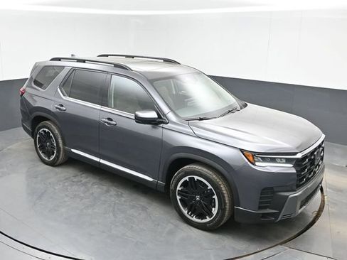 New 2026 Honda Pilot Touring image 1