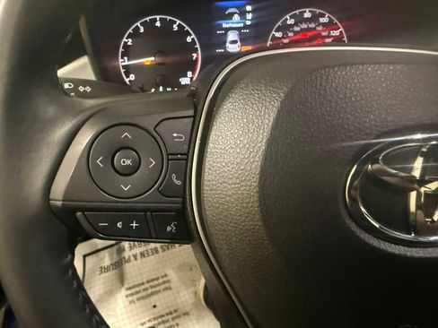Certified 2023 Toyota Corolla SE w/ Carpet Mat Package (TMS) image 29