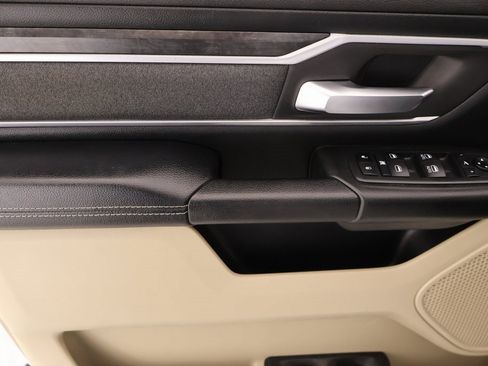 Used 2021 RAM 1500 Big Horn image 14