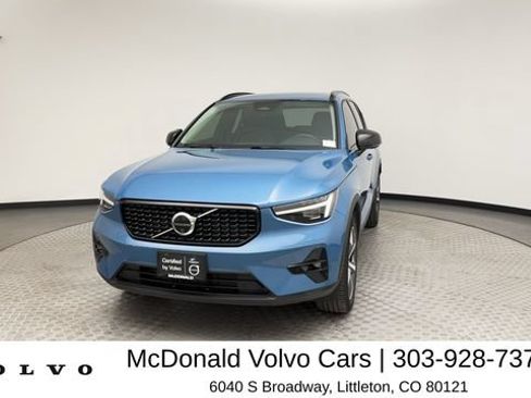 Certified 2024 Volvo XC40 B5 Plus w/ Protection Package Premier AWD/4WD image 7