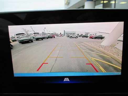 Used 2025 Chevrolet Trax ACTIV w/ Driver Confidence Package image 19