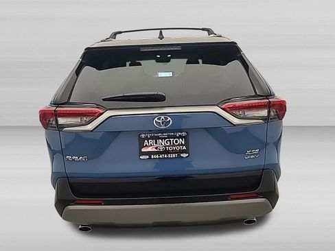 Used 2025 Toyota RAV4 XSE w/ Advanced Technology Package AWD/4WD image 6