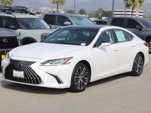 Certified 2024 Lexus ES 350 w/ Premium Package image 3