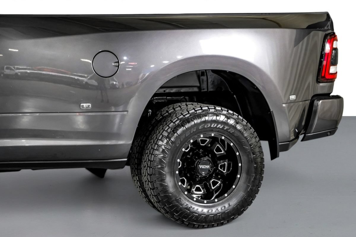 Used 2024 RAM 3500 Laramie w/ Night Edition AWD/4WD image 13