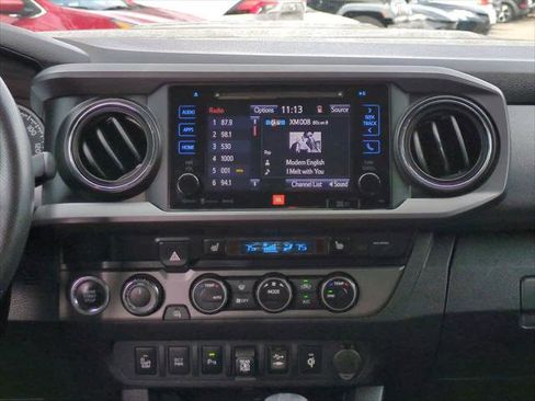 Certified 2019 Toyota Tacoma TRD Sport image 17