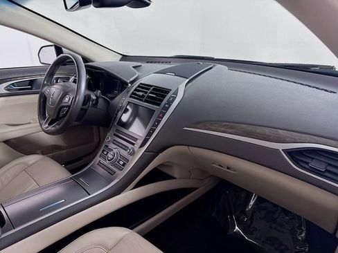 Used 2019 Lincoln MKZ Reserve image 31